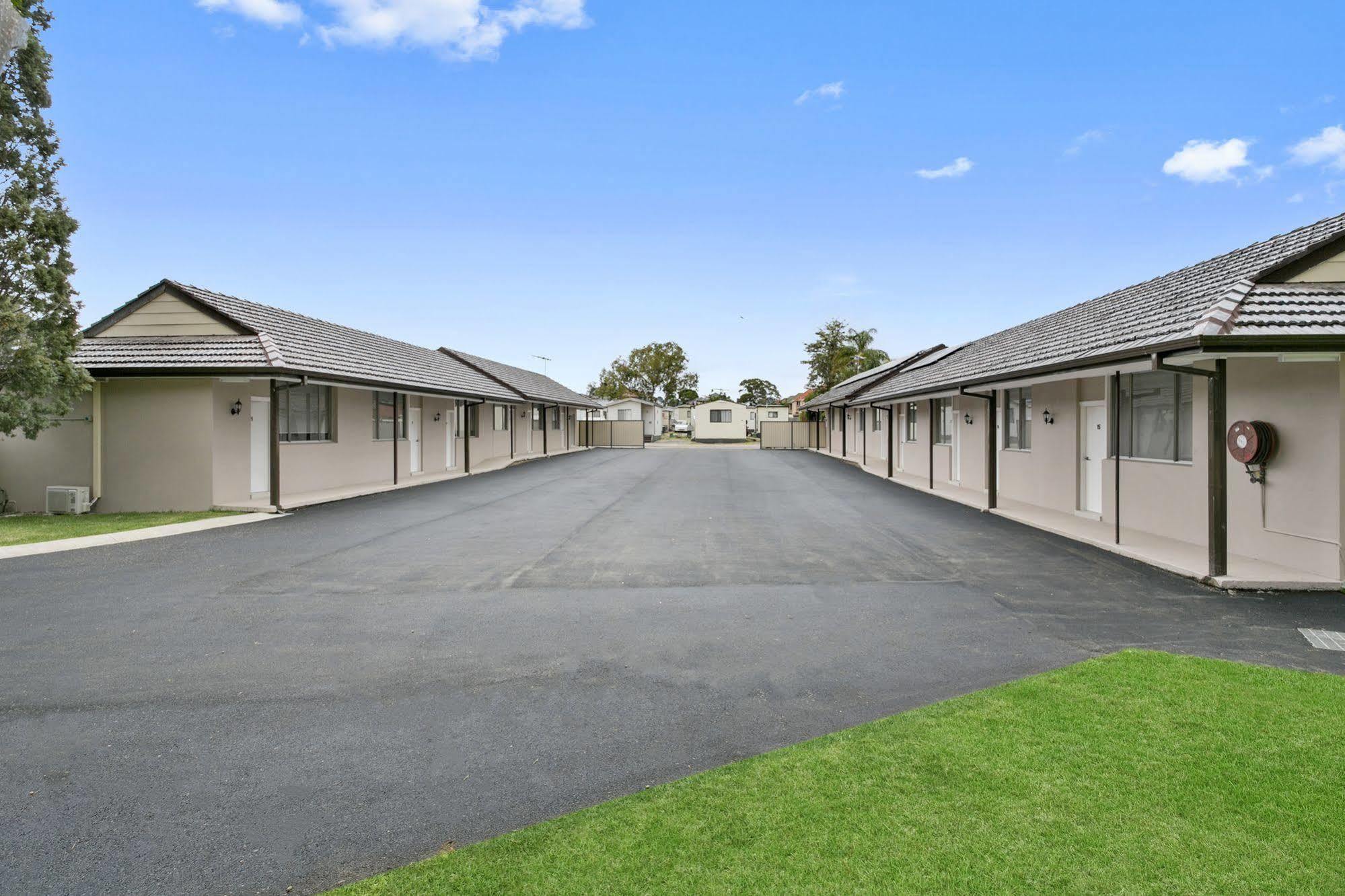 Australian Community Villages バンクスタウン エクステリア 写真